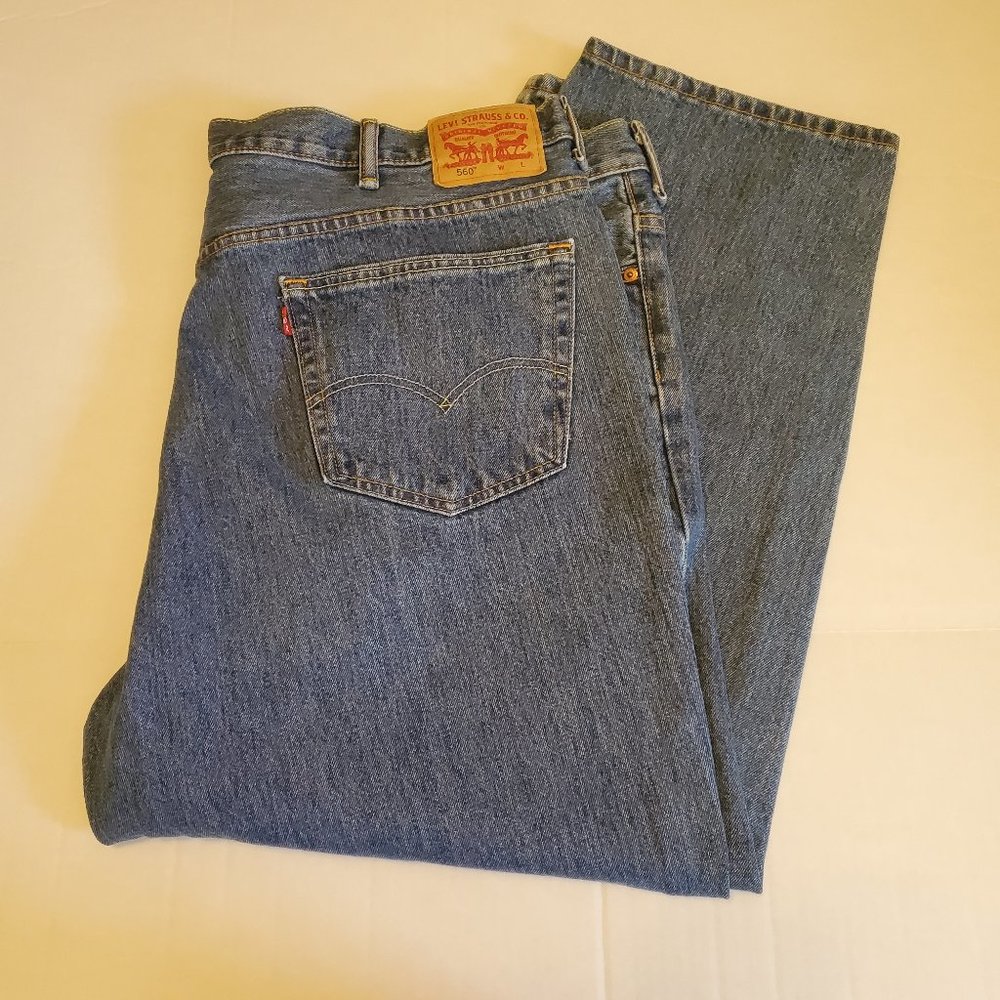 Levi's 560 jeans 50 30 medium wash classic men's relaxed fit